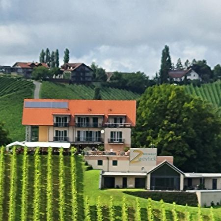 Zweytick Gaestezimmer Weingut Ratsch an der Weinstraße Dış mekan fotoğraf