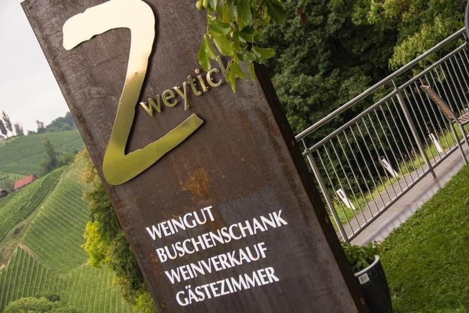 Zweytick Gaestezimmer Weingut Ratsch an der Weinstraße Dış mekan fotoğraf