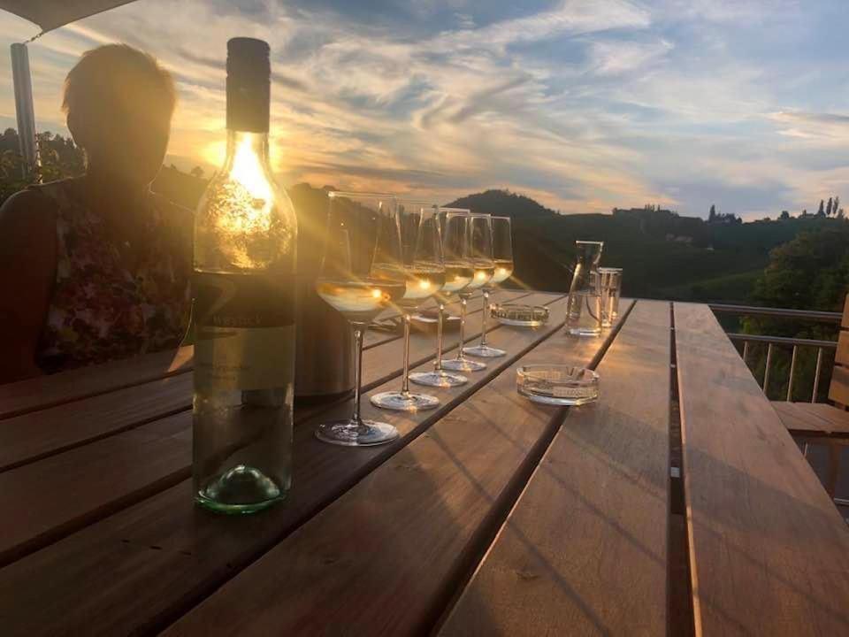 Zweytick Gaestezimmer Weingut Ratsch an der Weinstraße Dış mekan fotoğraf